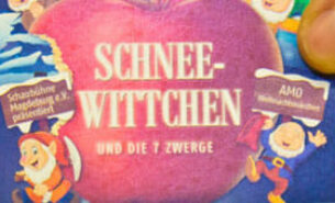 Spenden für die Tafel-Weihnachtsfeier