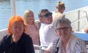 Tafel-Sprachcafé und Tafel-Rentnertreff erkunden Magdeburg