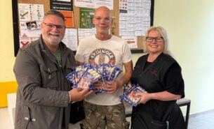 Grillwürstchen für die Tafel Magdeburg