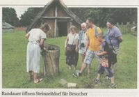 Randauer öffnen Steinzeitdorf für Besucher